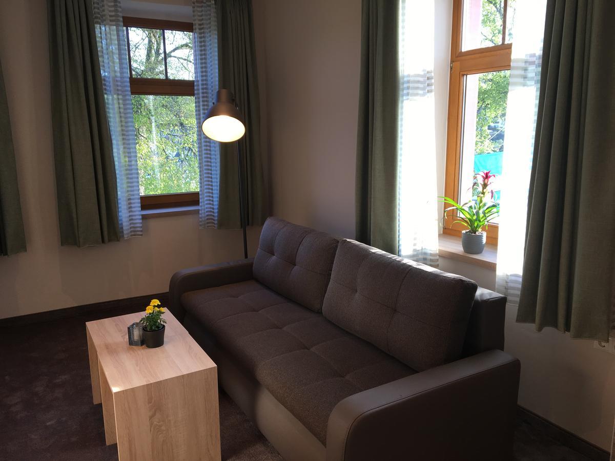Dorfgasthof Schmitz Schalkenmehren Esterno foto